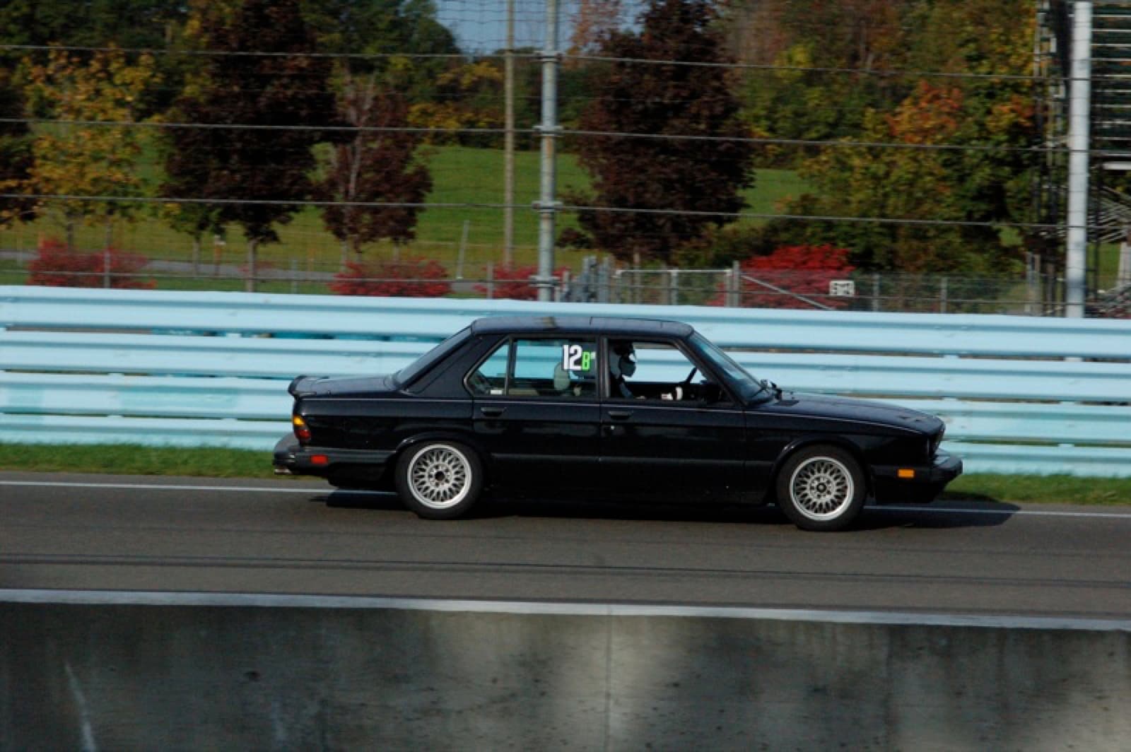 BMW M5 (E28) factory profile