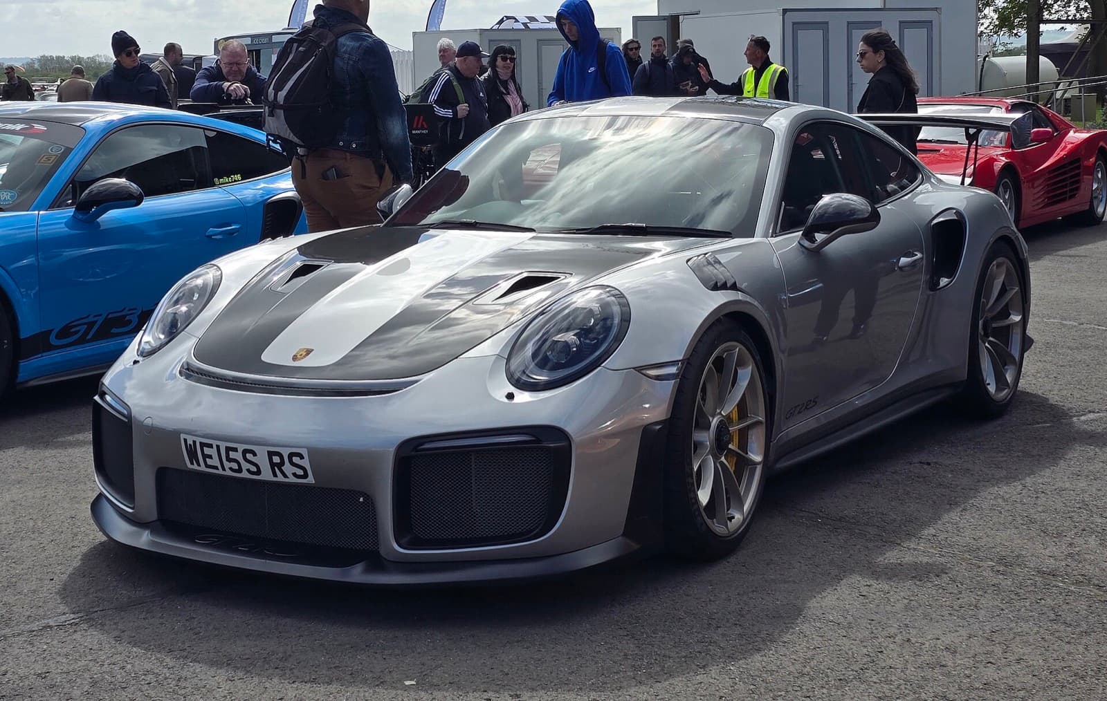 Porsche 991 GT2 RS factory profile