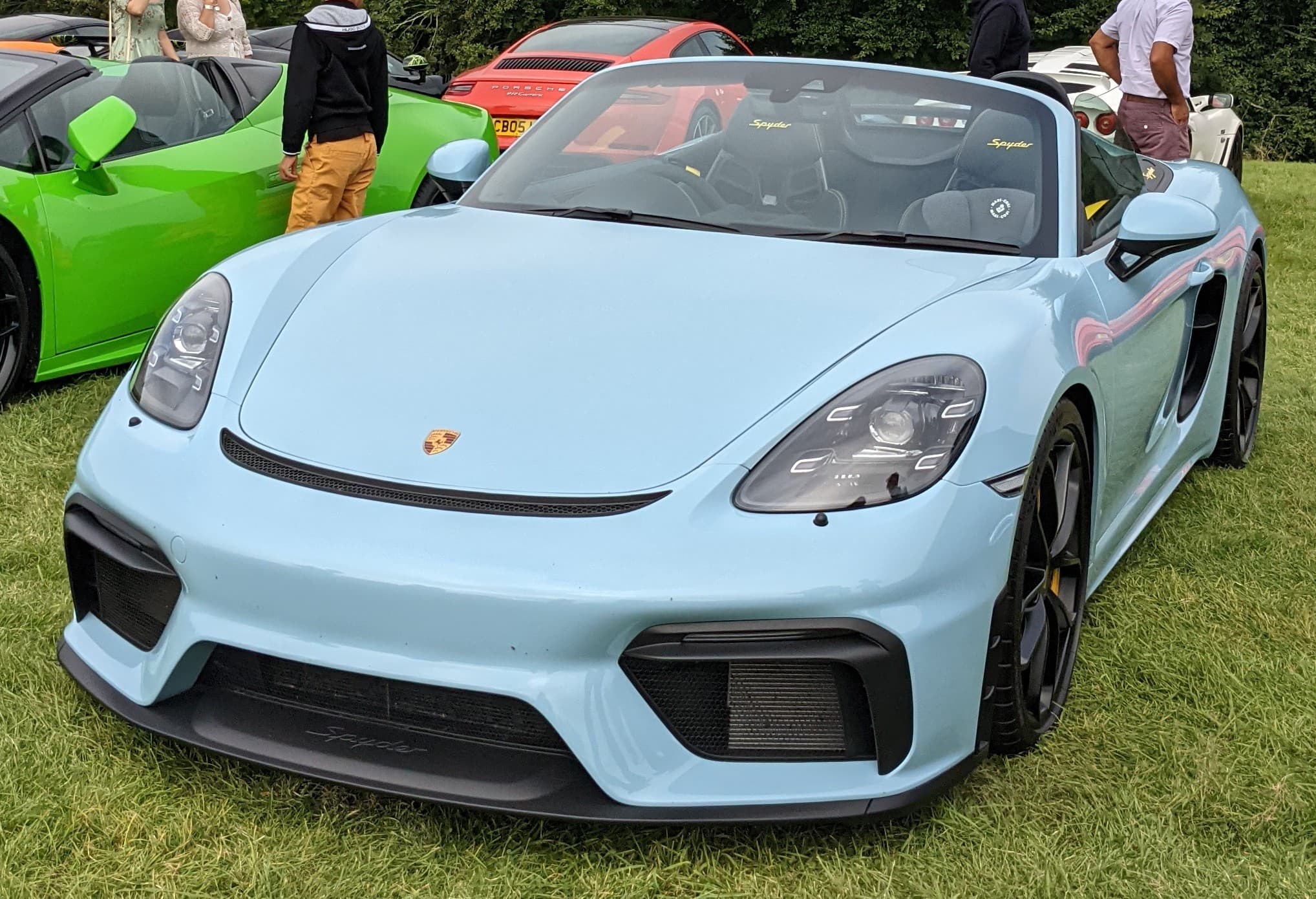 Porsche 718 Spyder factory profile