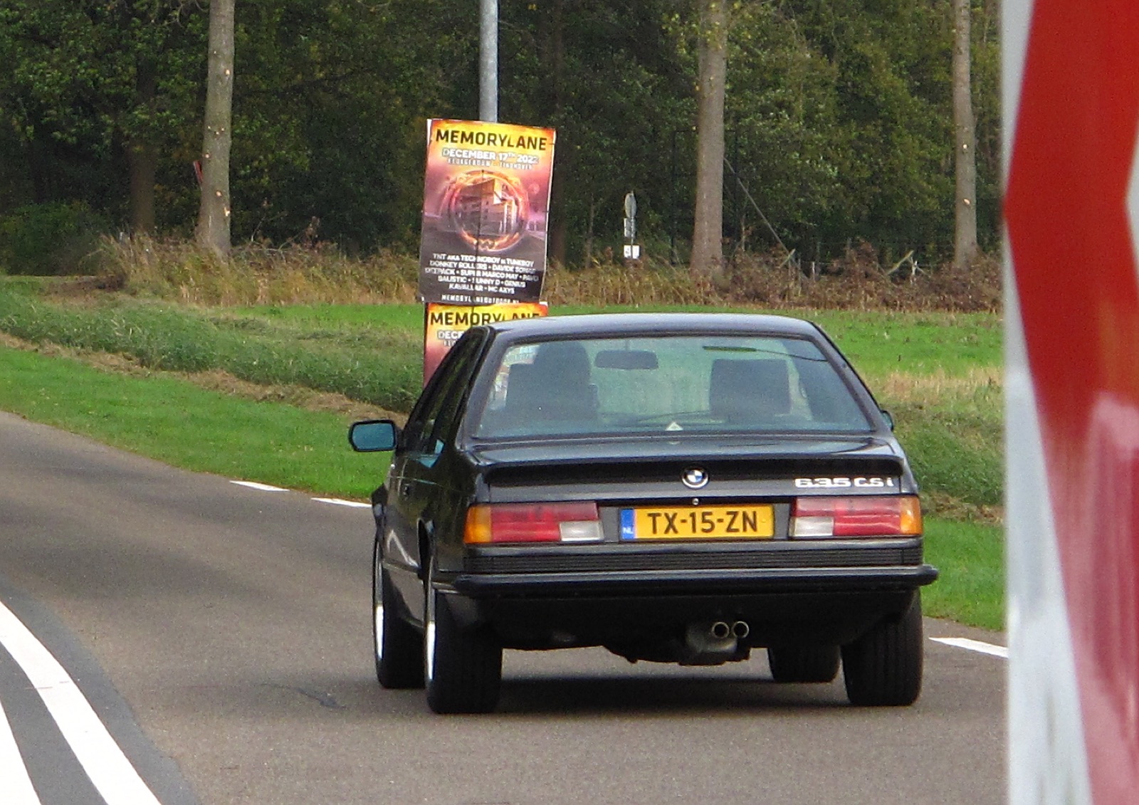 BMW 635CSi (E24)