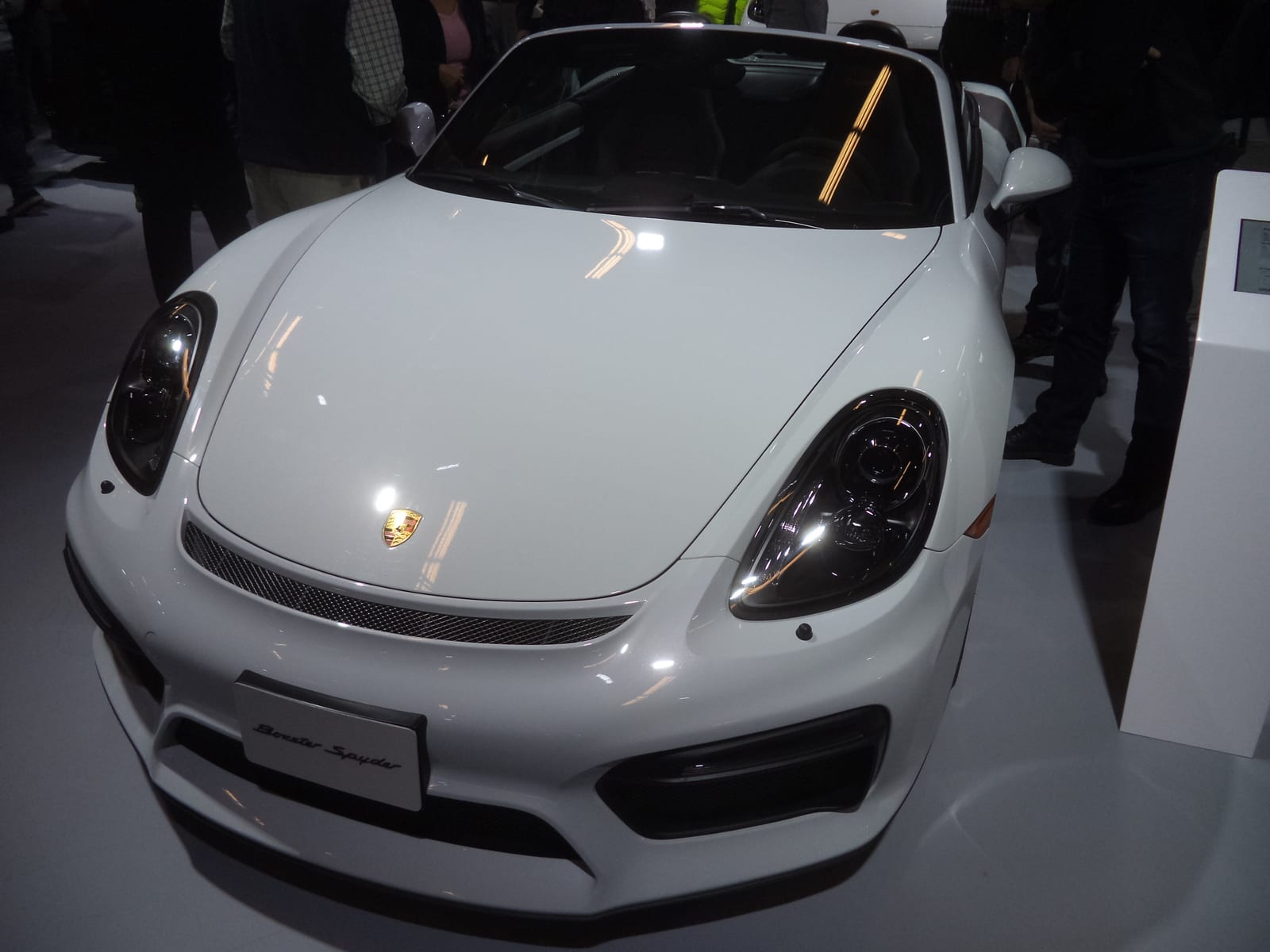 Porsche 981 Spyder front view