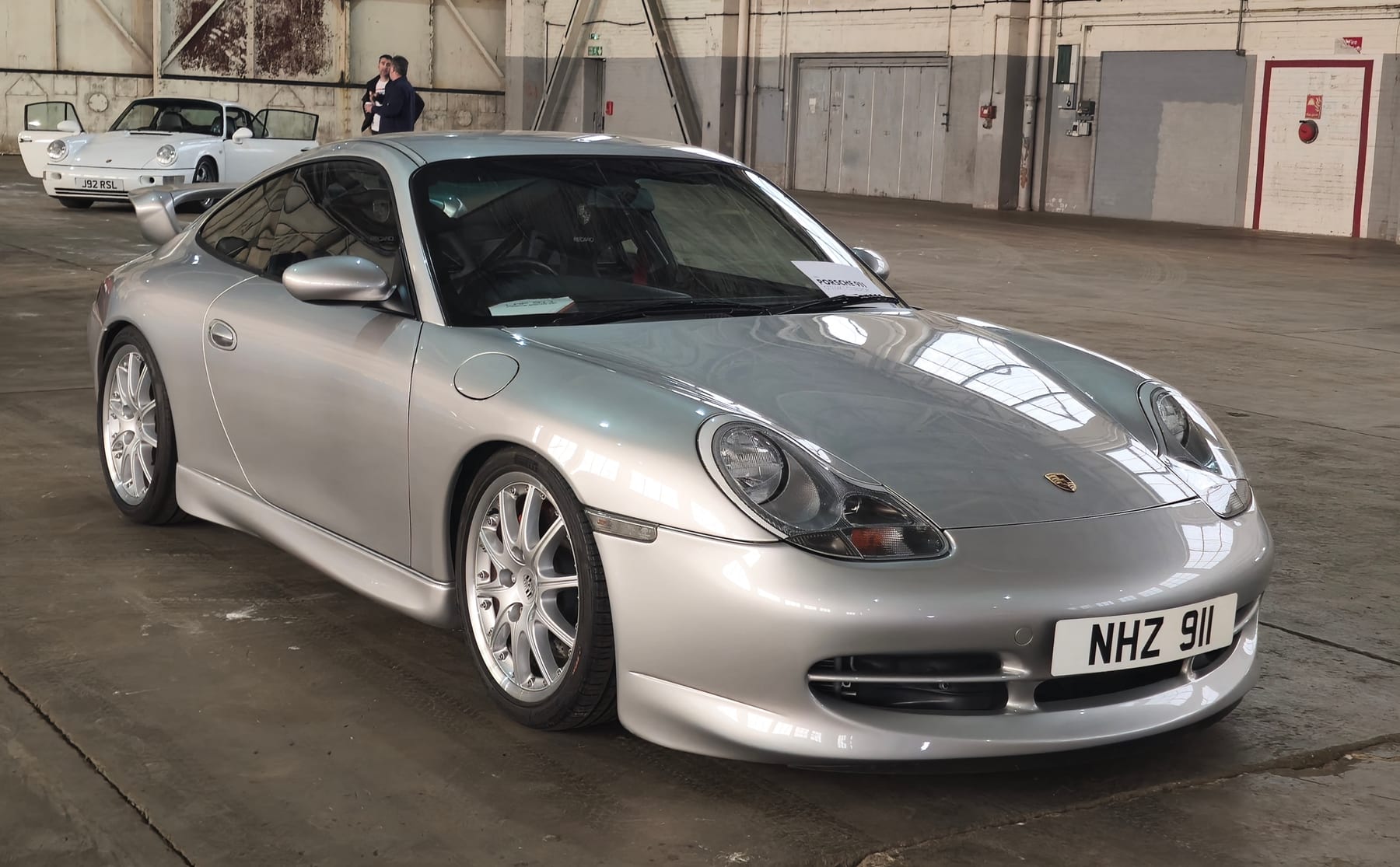 Porsche 996.1 GT3 front three-quarter