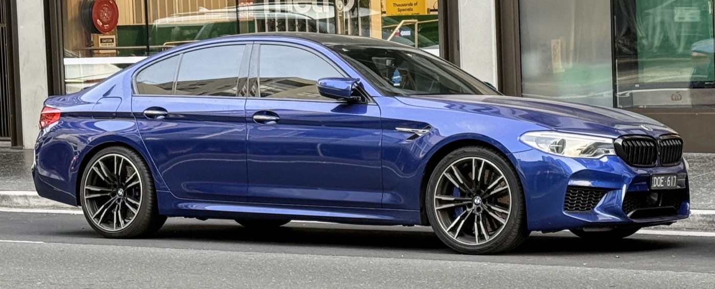 BMW M5 (F90)