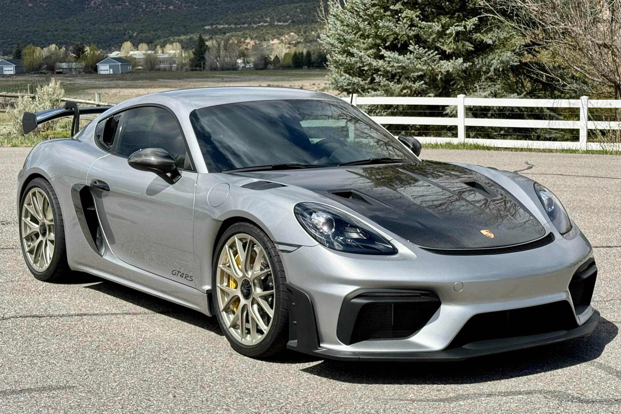 No Reserve: 2023 Porsche 718 Cayman GT4 RS Weissach