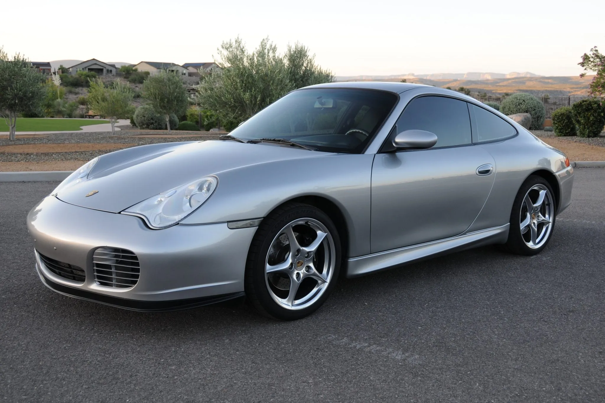 2004 Porsche 911 40th Anniversary 6-Speed