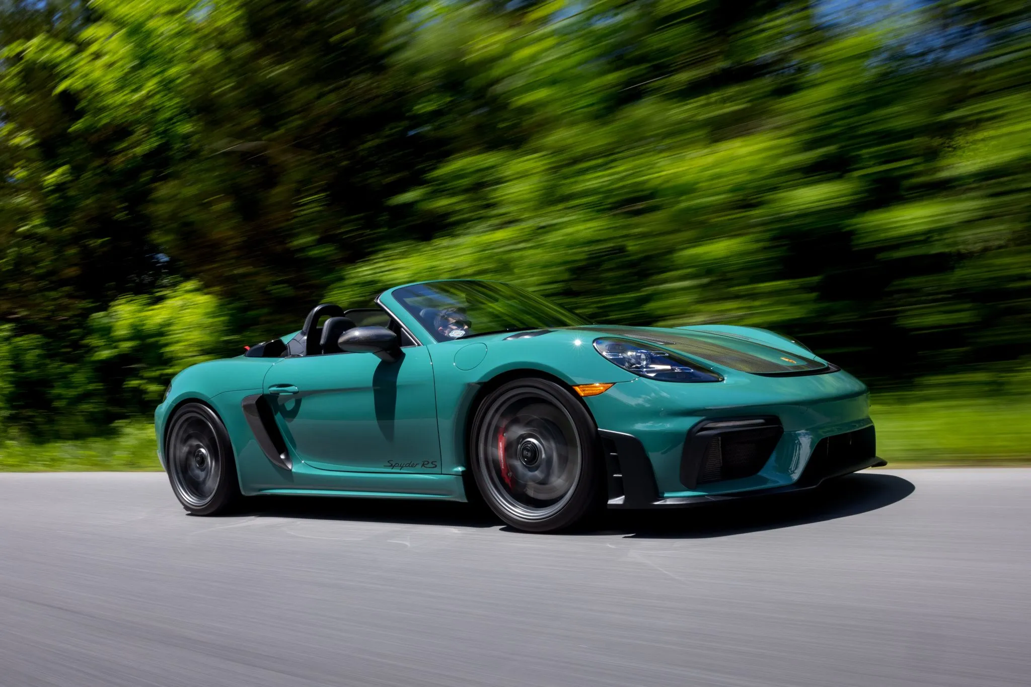 Smyrna Green 2024 Porsche 718 Spyder RS Weissach