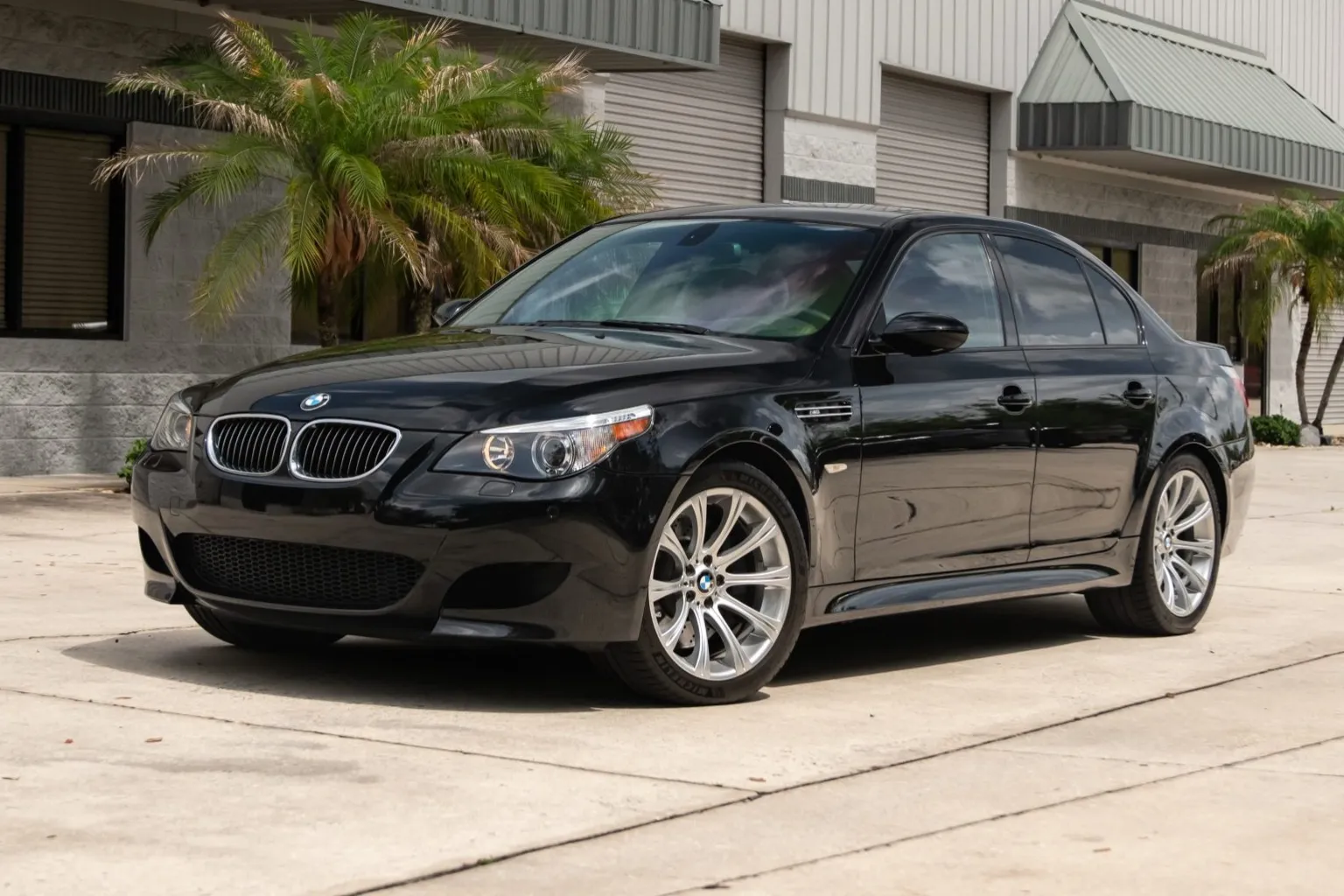 32k-Mile 2007 BMW M5 6-Speed