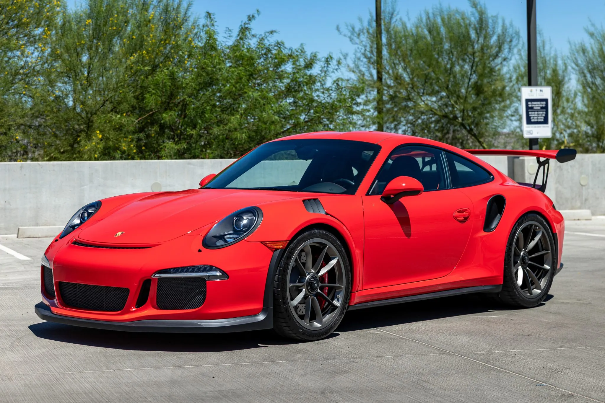 86-Mile 2016 Porsche 911 GT3 RS