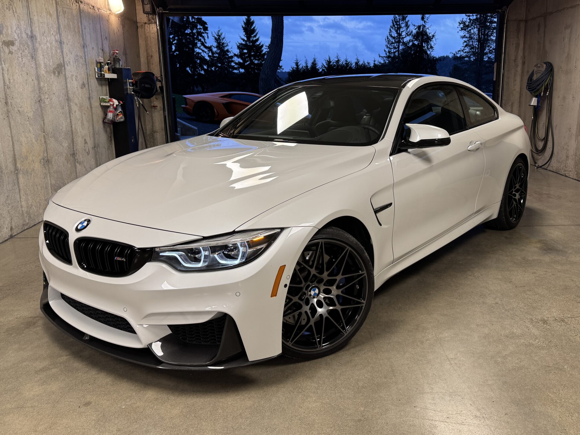 2018 F82 M4 17,300 miles