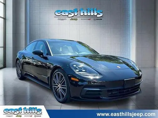2018 Porsche Panamera 4