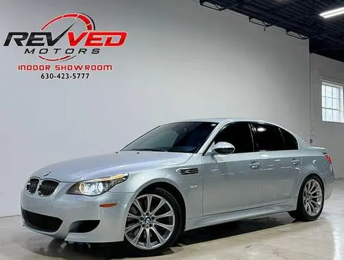 2010 BMW M5 Base