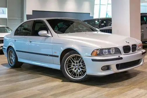 2002 BMW M5