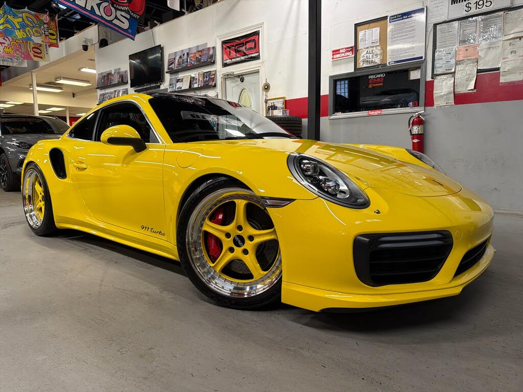 2017 Porsche 911 Turbo Coupe AWD