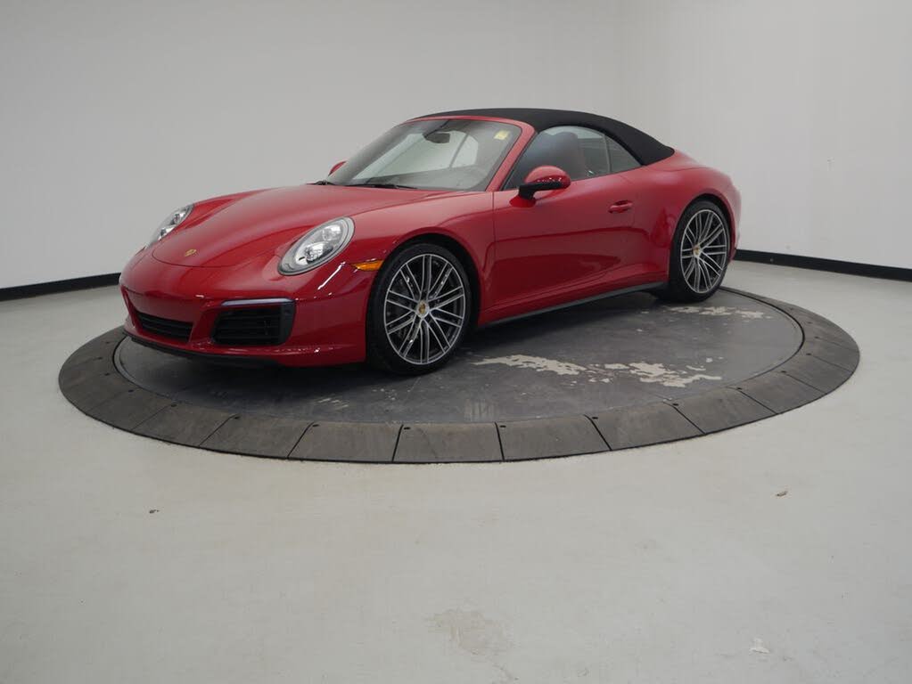 2019 Porsche 911 Carrera 4 Cabriolet AWD