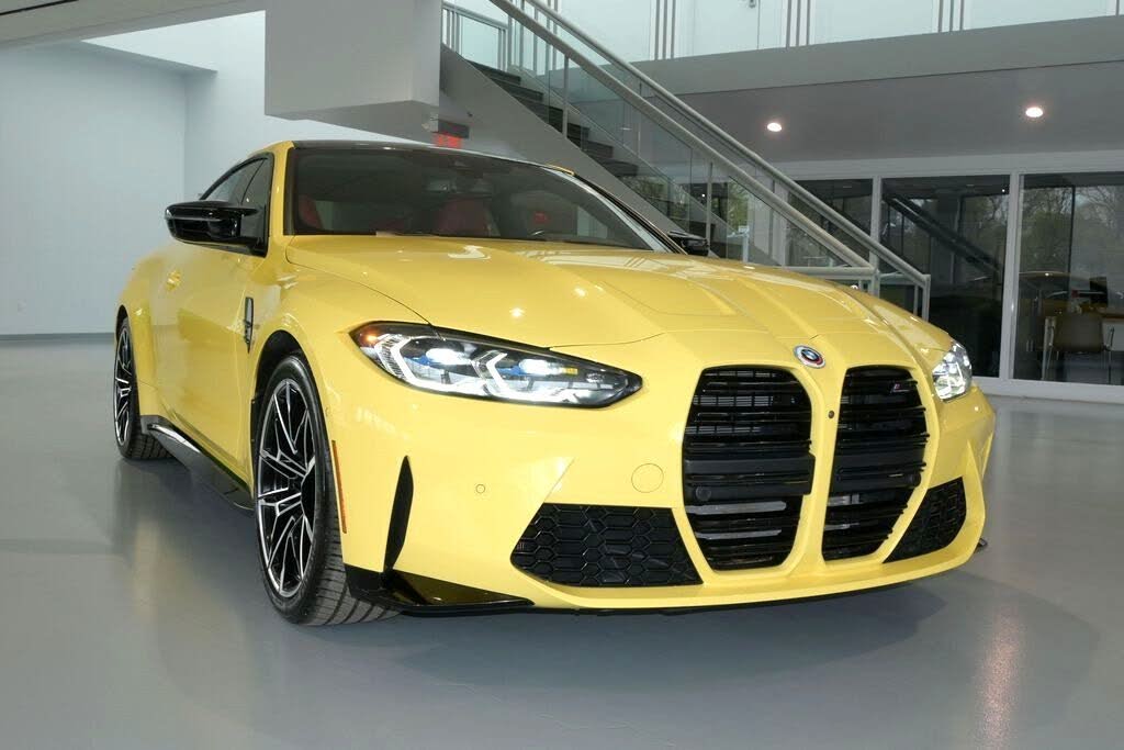 2023 BMW M4