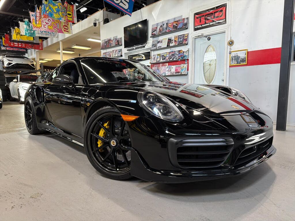 2017 Porsche 911 Turbo S Coupe AWD