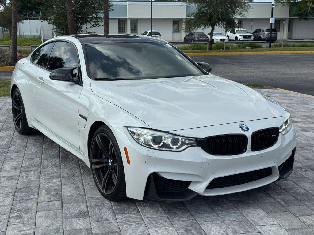 2015 BMW M4 Coupe RWD